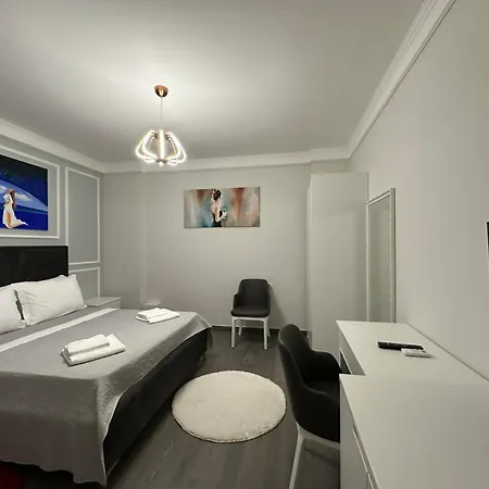 Imperiale Hotel *